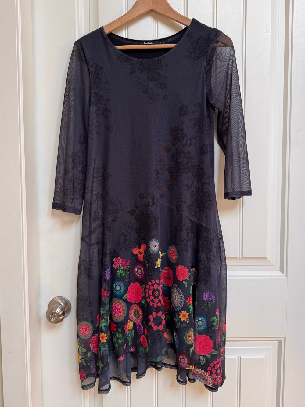 Desigual "Okonor" Greyish Blue Floral Multilayer Mesh Dress with 3/4 sleeves. S